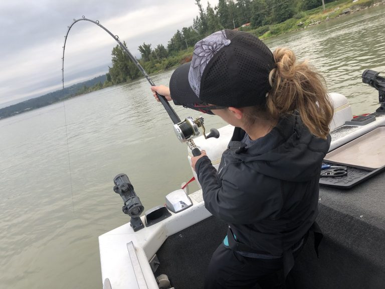 sturgeon, white sturgeon, sturgeon fishing, fraser river sturgeon, bc sturgeon, bc sturgeon fishing, big sturgeon